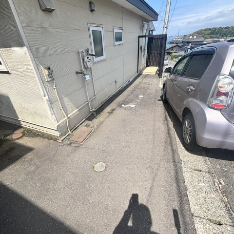 室蘭市絵鞆町3丁目6-7戸建の駐車場