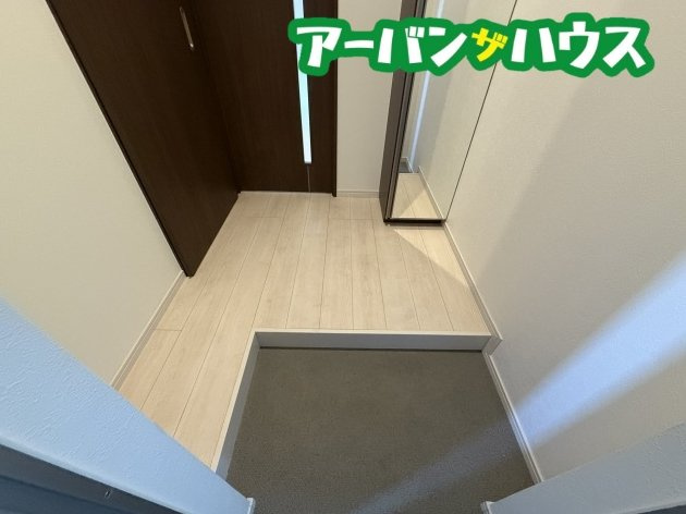 GRANDTIC 西崎1