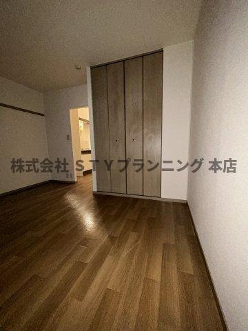 仲介手数料０円！パークアベの居間・リビング