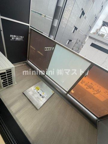 Metrosa弁天町のバルコニー