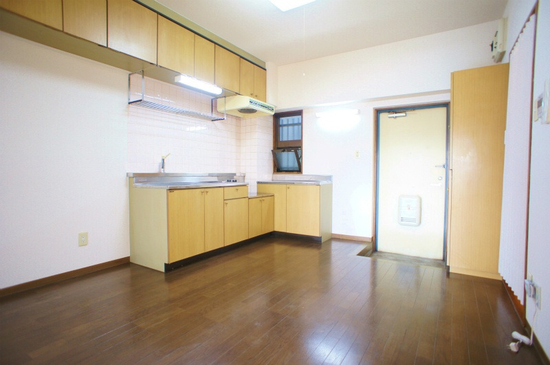 フェニックス久留米【キャッシュバック対象物件】の居間・リビング|使いやすい居間です