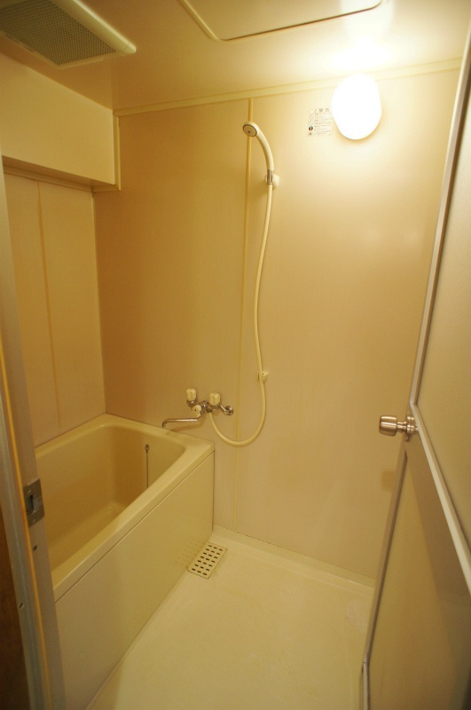 フェニックス久留米【キャッシュバック対象物件】の浴室|日々の暮らしに欠かせないお風呂です