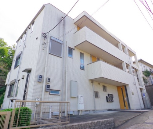 カプリージェの外観