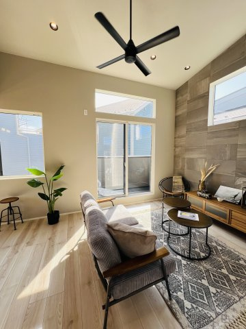 家族が繋がる＋αの家～辻堂3丁目の居間・リビング|日当たり良好◎