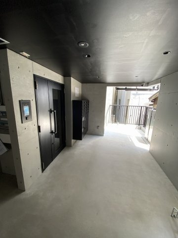 湯島レーベルのエントランス