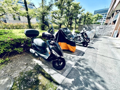 【その他共用部分】 | コスモ西大島グランステージ南棟 | バイク置き場①