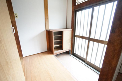 【玄関】 | 栄町薮内貸家1