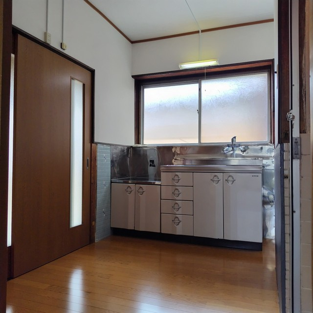 西川手２丁目貸家のキッチン