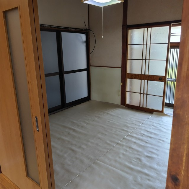 西川手２丁目貸家の居間・リビング|4.5帖和室