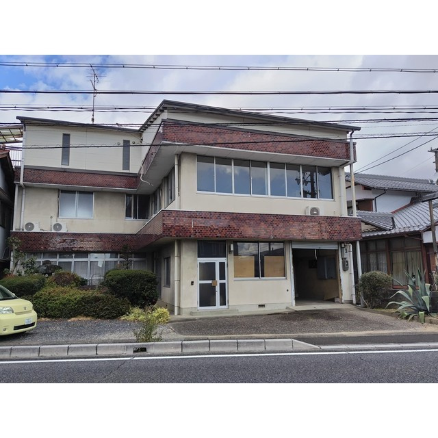 岐阜市島栄町３丁目の店舗一部の外観