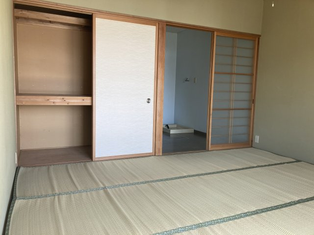 メゾンK2の和室