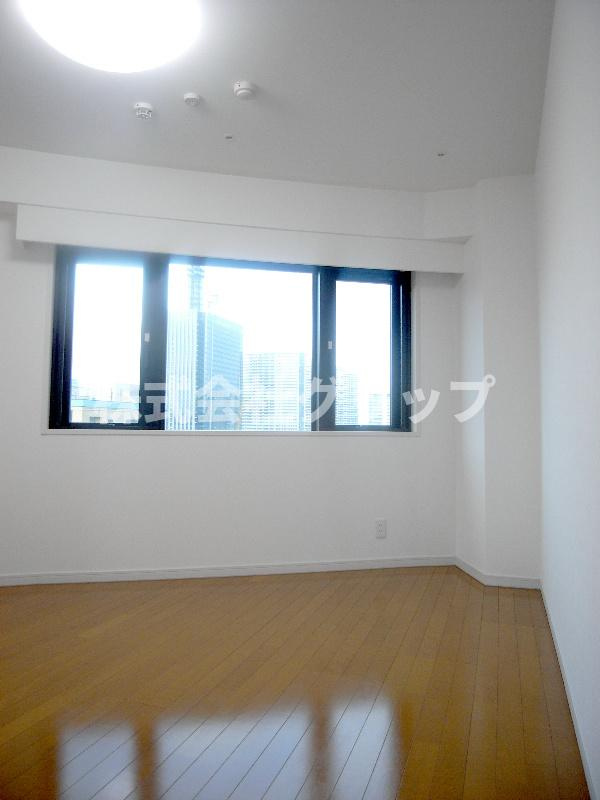 グリフィン横浜・桜木町拾壱番館の洋室