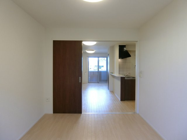 アヴニールの洋室