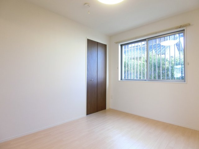 アヴニールの洋室