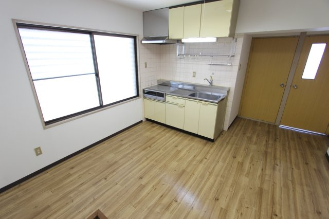 メゾン住吉の居間・リビング