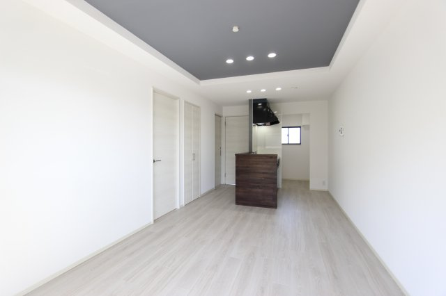 レジデンス八竜