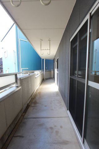 メゾンメリオールのバルコニー