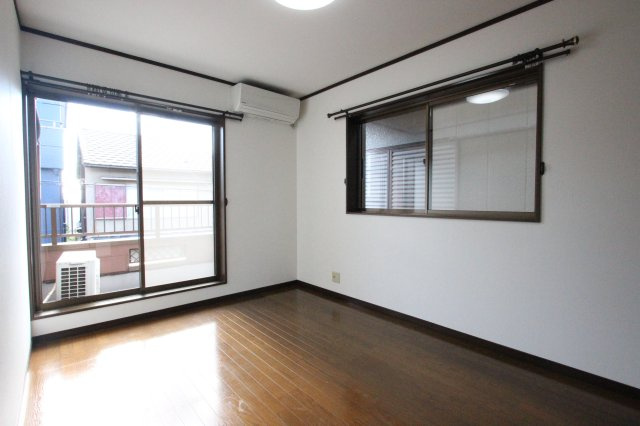 日下部北町１－７０貸家の内装