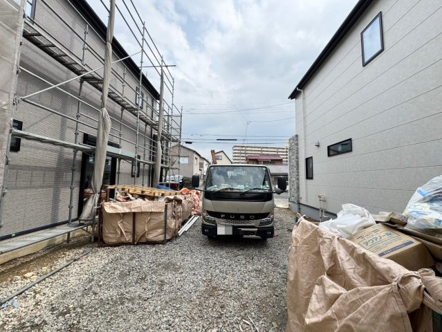 ーBloomーブルームー小倉北区下富野3丁目1期　【小倉北区　新築戸建て】の駐車場|現地撮影　2025,5,19ーBloomーブルームー小倉北区下富野3丁目1期　【小倉北区　新築戸建て】