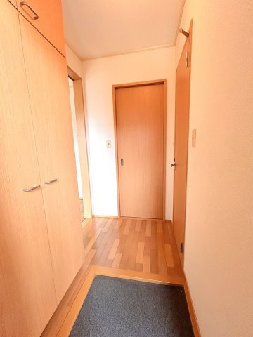 エスポワール岬の玄関|他号室のものとなるため、異なる場合は現況優先とします。