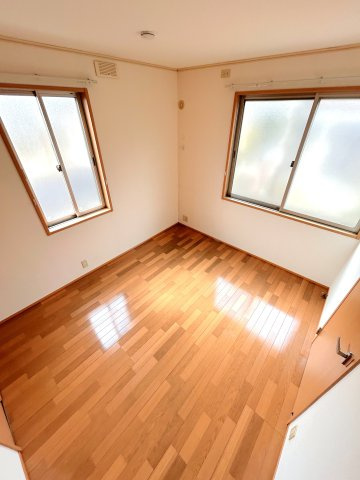 エスポワール岬の居間・リビング|他号室のものとなるため、異なる場合は現況優先とします。