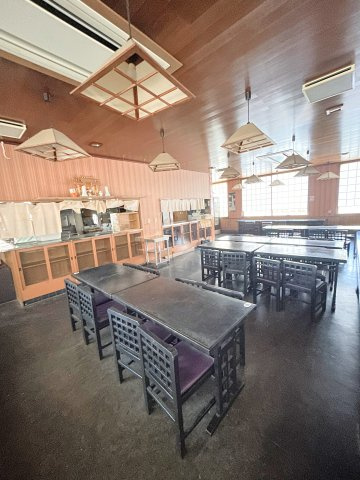 不知火町テナントのロビー