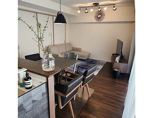 【居間・リビング】