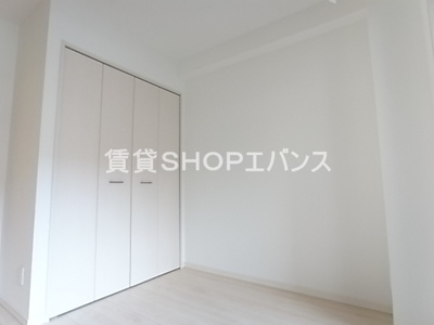  | コンフォーティア