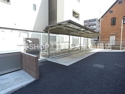  | コンフォーティア