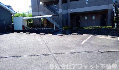 【駐車場】 | サンライズ