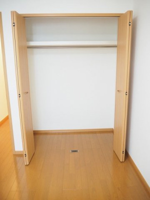 【収納】 | ノイ・フロイデＡ