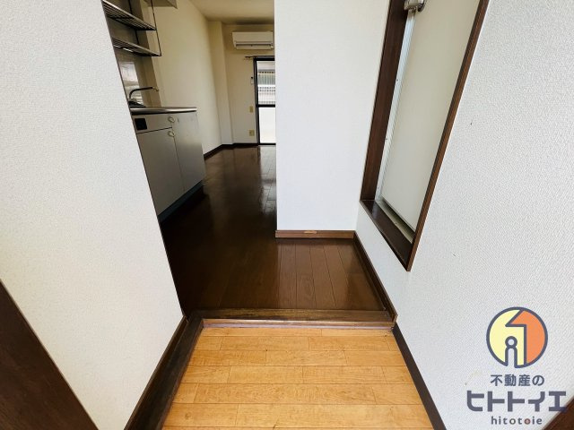 レジデンス一条の玄関