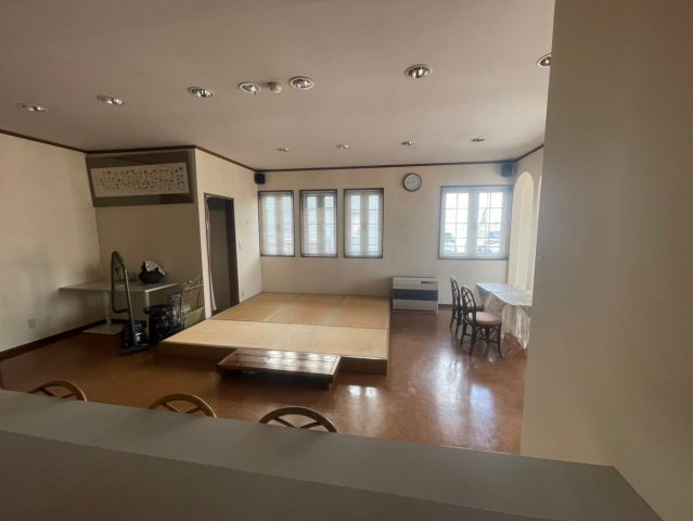 愛国東1-1-18貸事務所のロビー