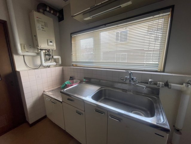 愛国東1-1-18貸事務所のキッチン