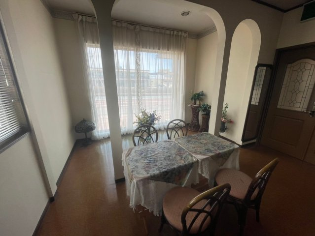 愛国東1-1-18貸事務所のロビー