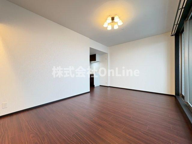 東大阪市森河内西２丁目の賃貸マンションの居間・リビング