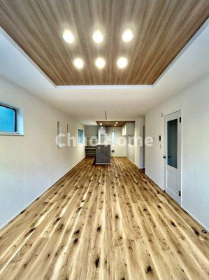 【居間・リビング】 | 葛飾区青戸5丁目新築分譲住宅 | 【居間・リビング】「ＬＤＫは家族団らんをデザイン」広いＬＤＫでは家族が集まり一緒の時間を過ごせる工夫がされております。何気ない一日の当たり前のひとコマがいつか一生の宝物になります