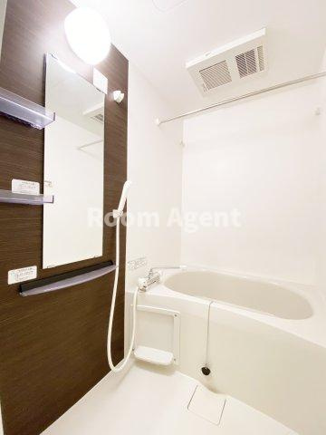 リブリ・汐路の浴室