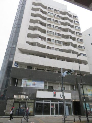 足立区扇２丁目の店舗事務所の外観