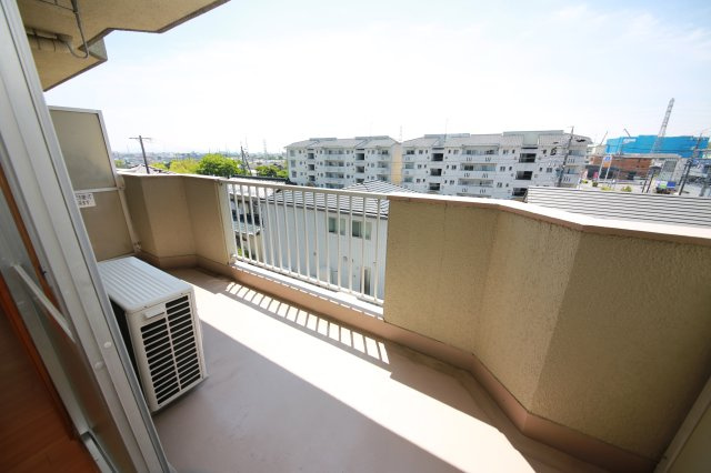 コスモハイツのバルコニー
