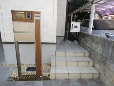 【エントランス】 | Kolet東武霞ヶ関03　3LDK+ロフト+カースペース付き　戸建貸家