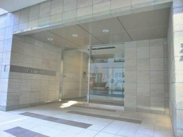 ＢＲＩＧＨＴ　ＳＴＡＧＥの外観