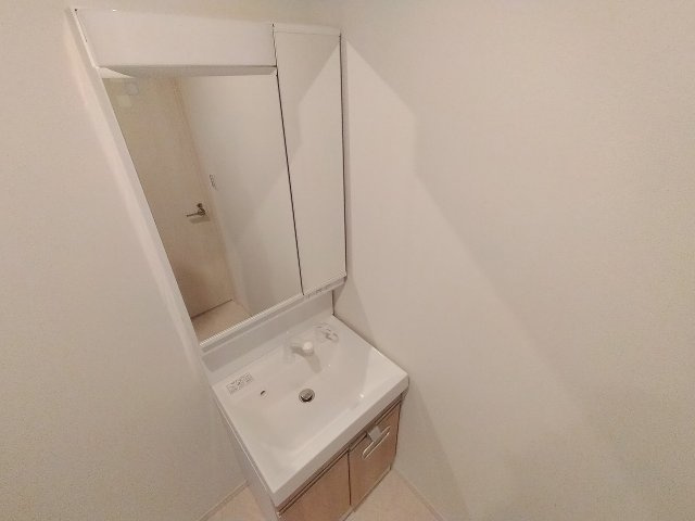 神戸市長田区平和台町１丁目のアパートの洗面所|シャンプードレッサー