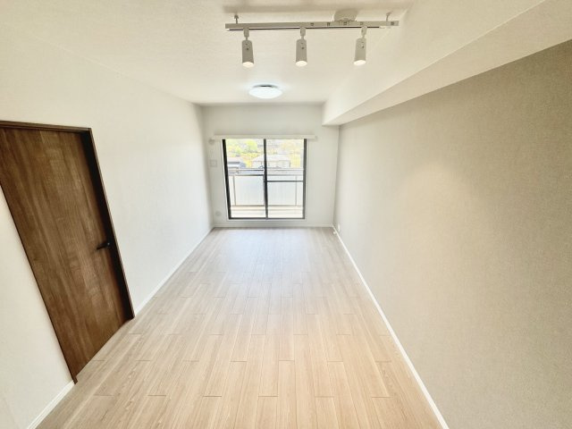 コープ野村八乙女公園イーストウイング