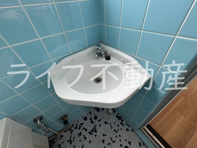 坂下マンションの洗面所|使いやすい洗面所です