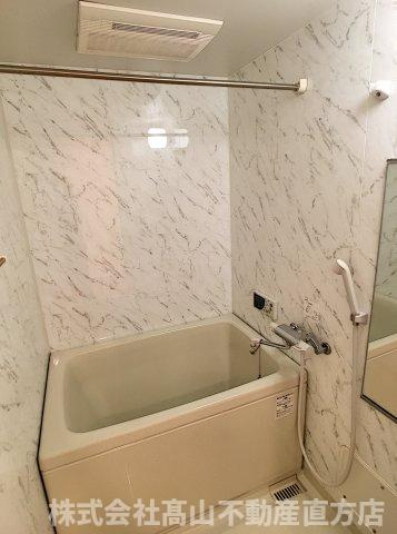 グランドシャトーⅡの浴室