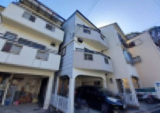 南中振１丁目　中古一戸建ての外観|新しい生活にいかがでしょうか？外観はお住まいの顔になります。こだわりたいポイントですね。外壁塗装や屋根塗装のご相談も承っております。
■現地内覧・資金計画相談・住宅ローン相談もお問合せ受付中■