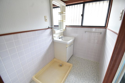 【独立洗面台】 | 鹿屋市吾平町麓　中古戸建 | 3383-5-1