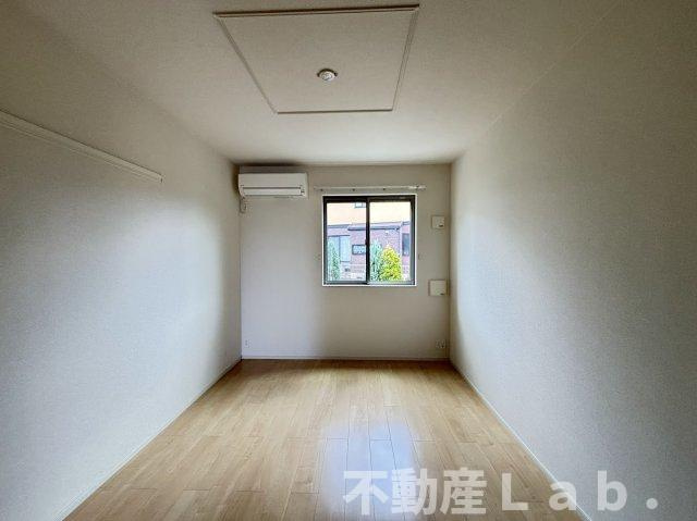 アルドール城南の居間・リビング