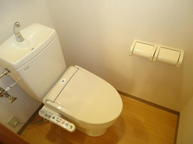 パレスさくらんぼのトイレ|シャワー付トイレ